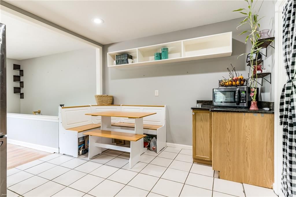 Photo 9 of 33 - 1749 S 49th Street