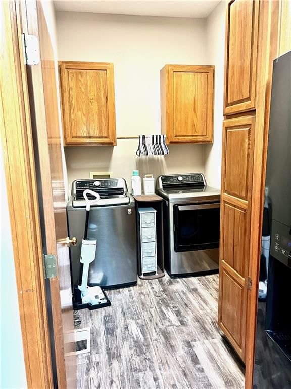 303 E 1st Street — photo 10