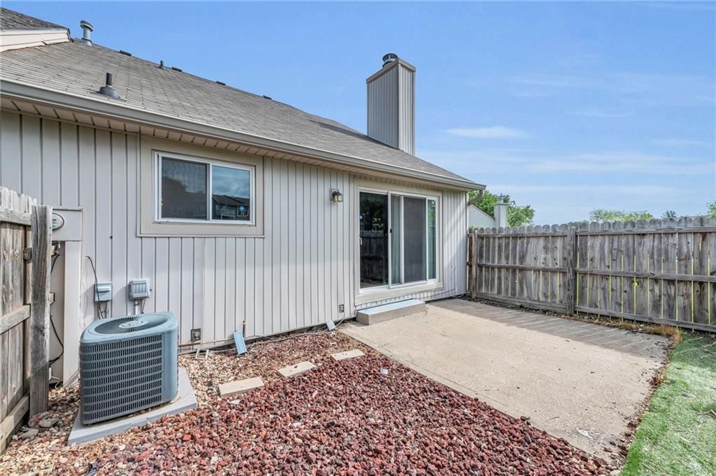 5937 N Kansas Avenue — photo 32