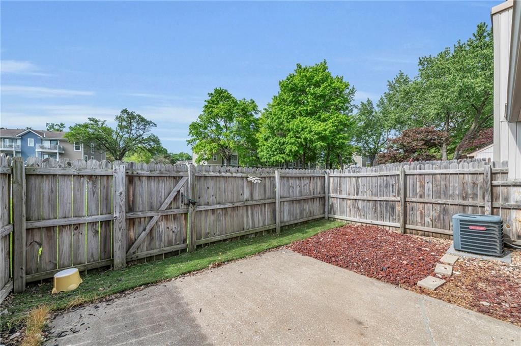 5937 N Kansas Avenue — photo 33