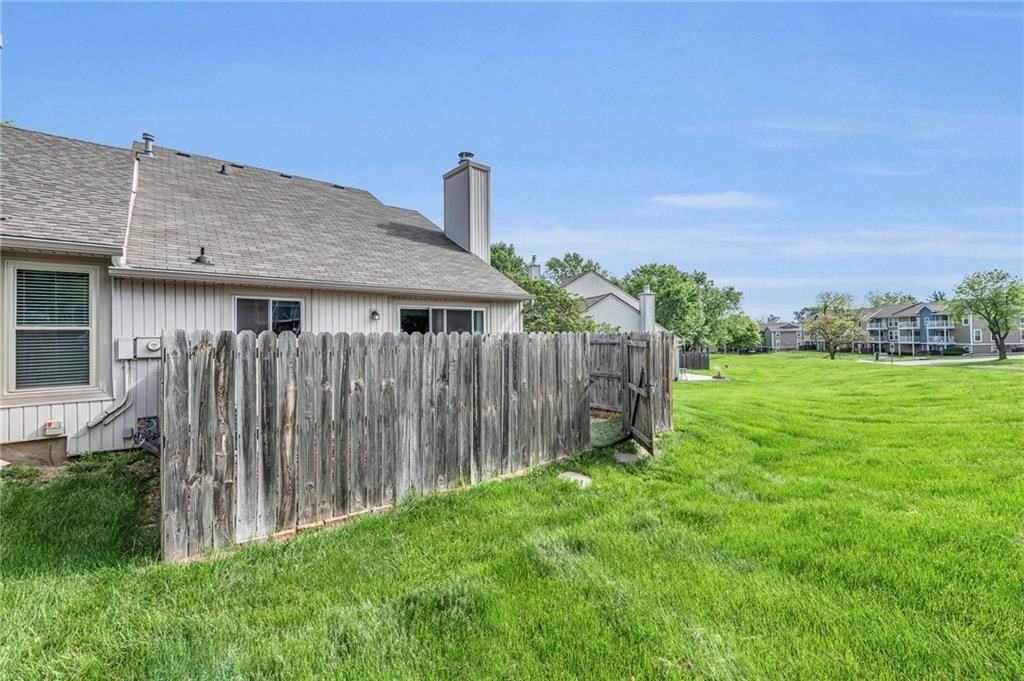 5937 N Kansas Avenue — photo 36