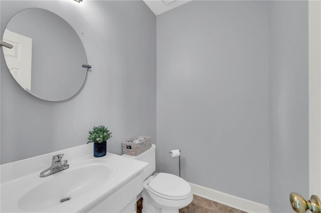 7442 N Sycamore Avenue — photo 16