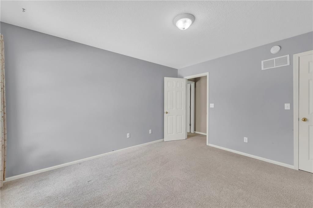 7442 N Sycamore Avenue — photo 26