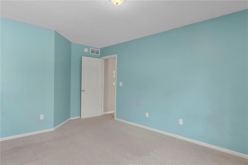 7442 N Sycamore Avenue — photo 29
