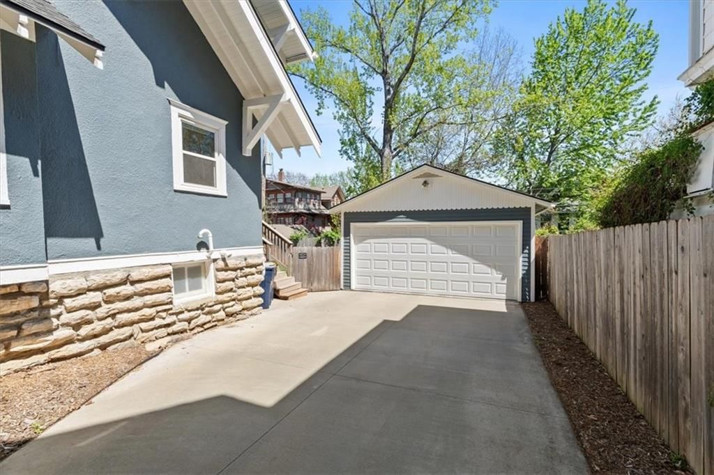 5815 Central Street — photo 33