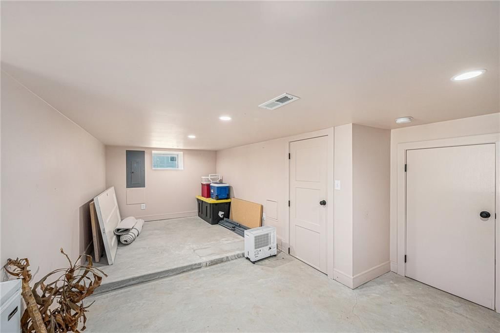 618 Caldwell Street — photo 32