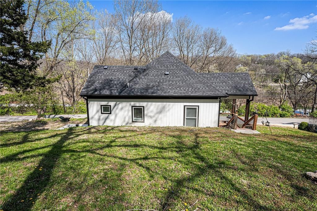 618 Caldwell Street — photo 35