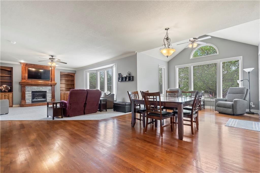 22221 W 57th Street — photo 9