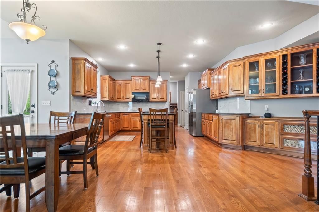 22221 W 57th Street — photo 14