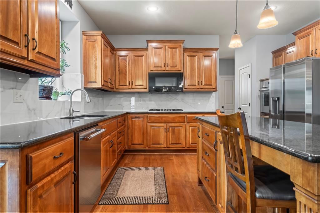 22221 W 57th Street — photo 17