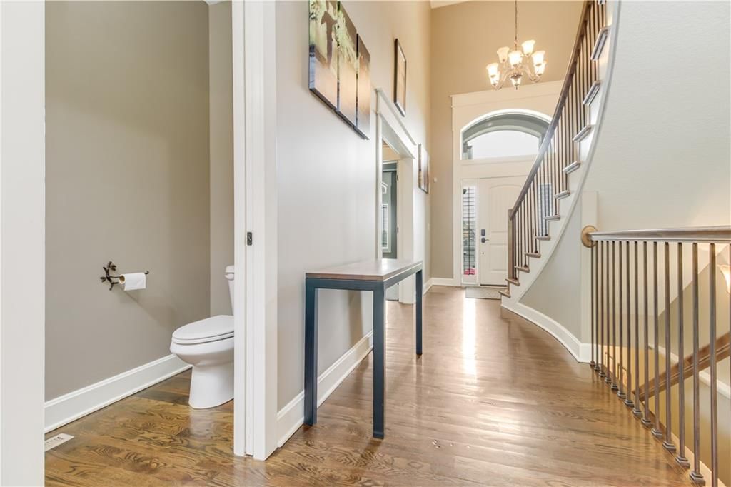 1300 NE Woods Edge Court — photo 5