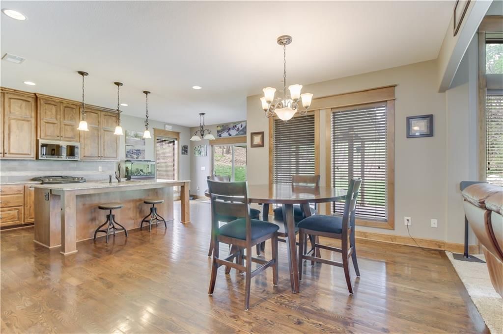 1300 NE Woods Edge Court — photo 8