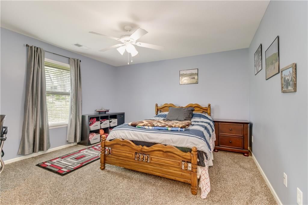 1300 NE Woods Edge Court — photo 23
