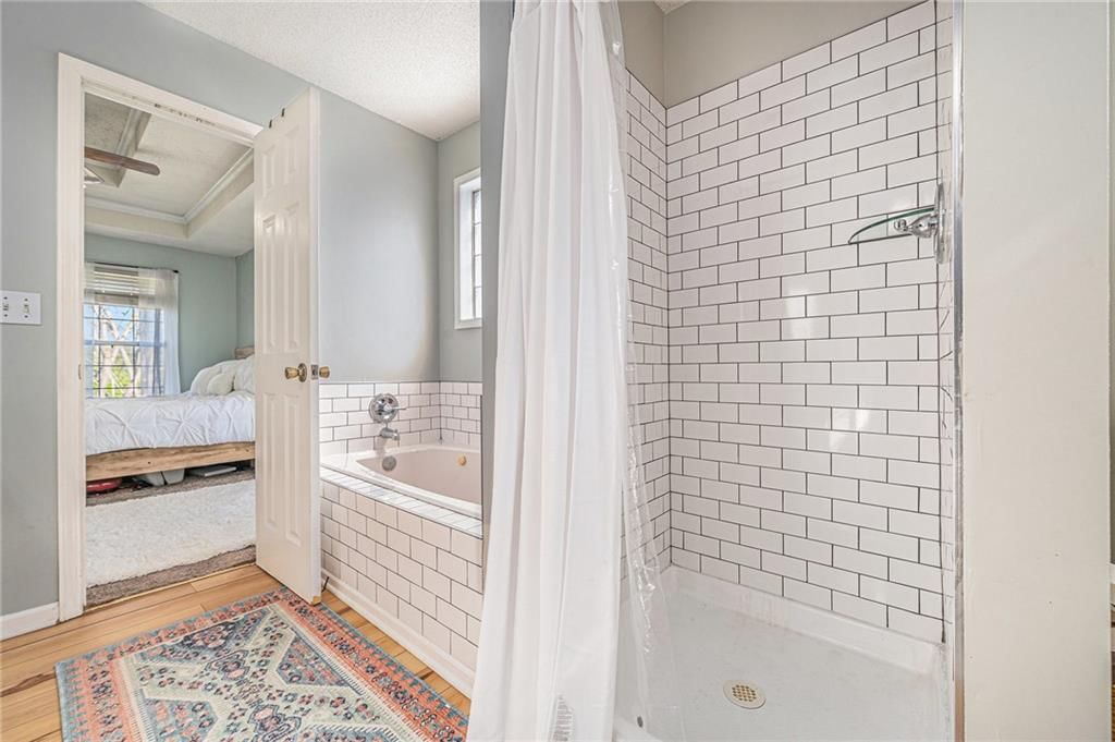 Photo 13 of 29 - 12610 W 52ND Street
