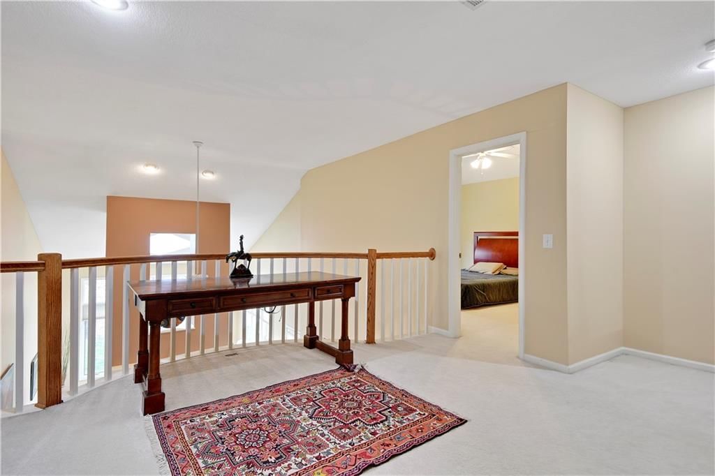 190 Pointe Drive — photo 25