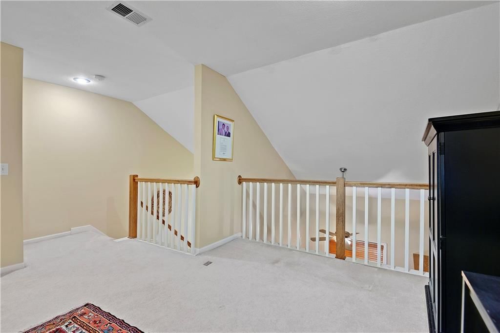 190 Pointe Drive — photo 26