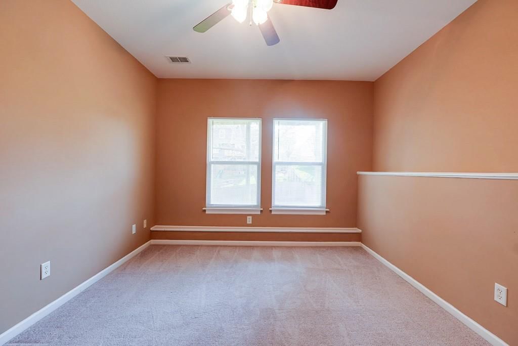 1132 N Jones Road — photo 27