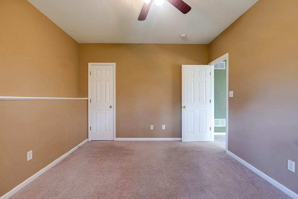 1132 N Jones Road — photo 28
