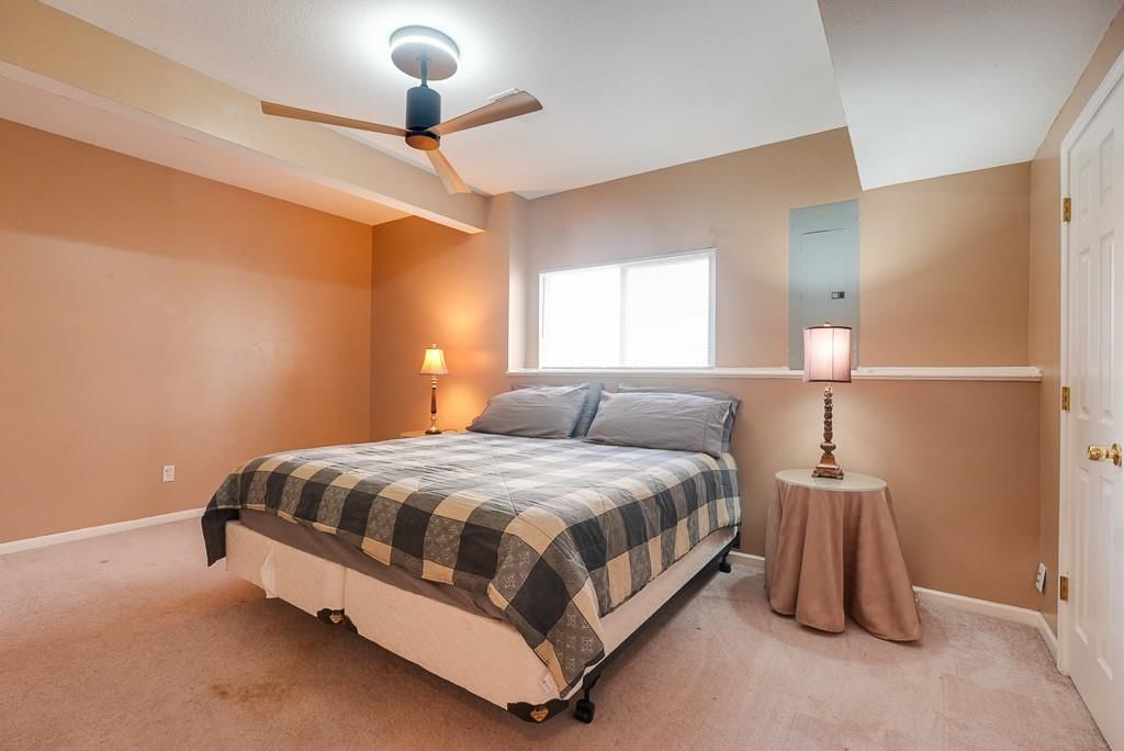 1132 N Jones Road — photo 38