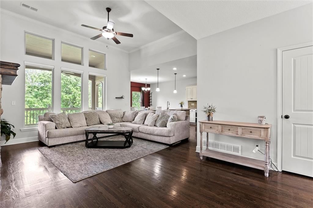 8421 Primrose Street — photo 5