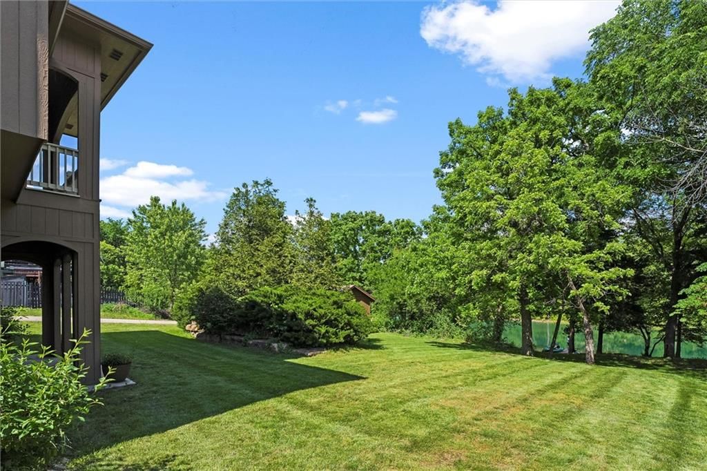 8421 Primrose Street — photo 32