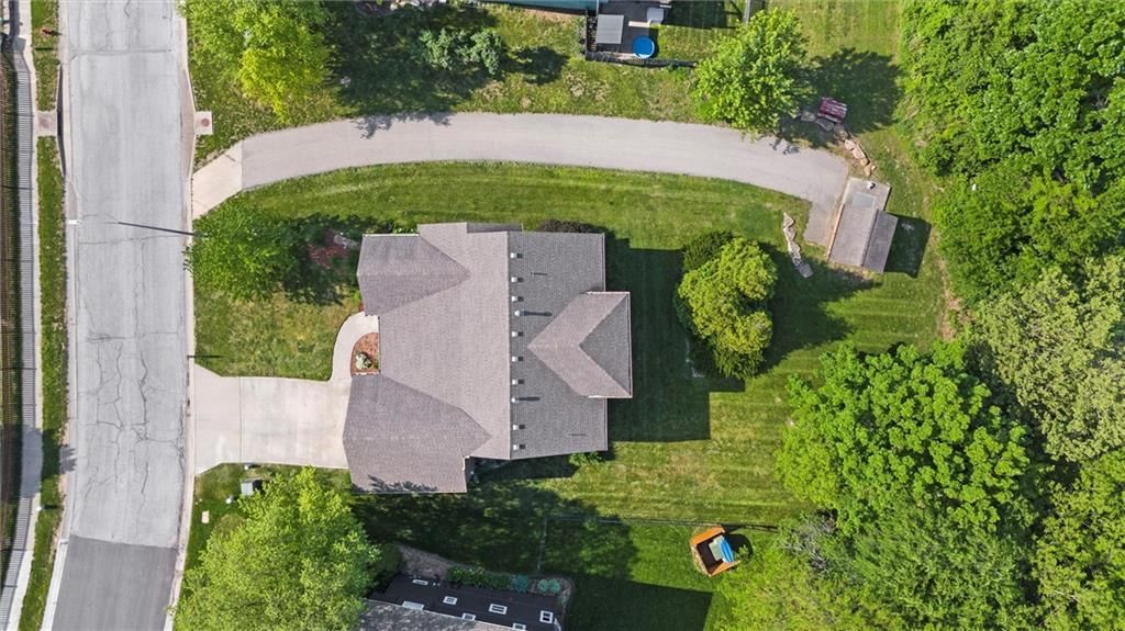 8421 Primrose Street — photo 38