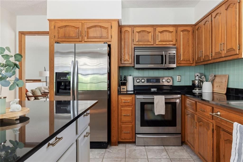 3613 N Park Avenue — photo 12