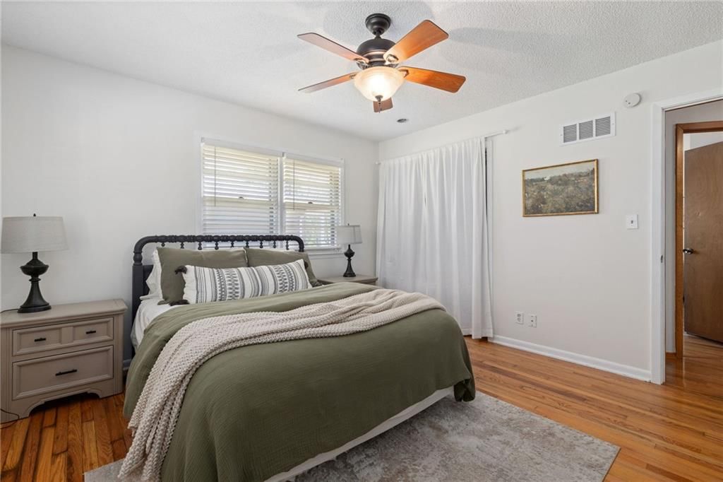 3613 N Park Avenue — photo 21