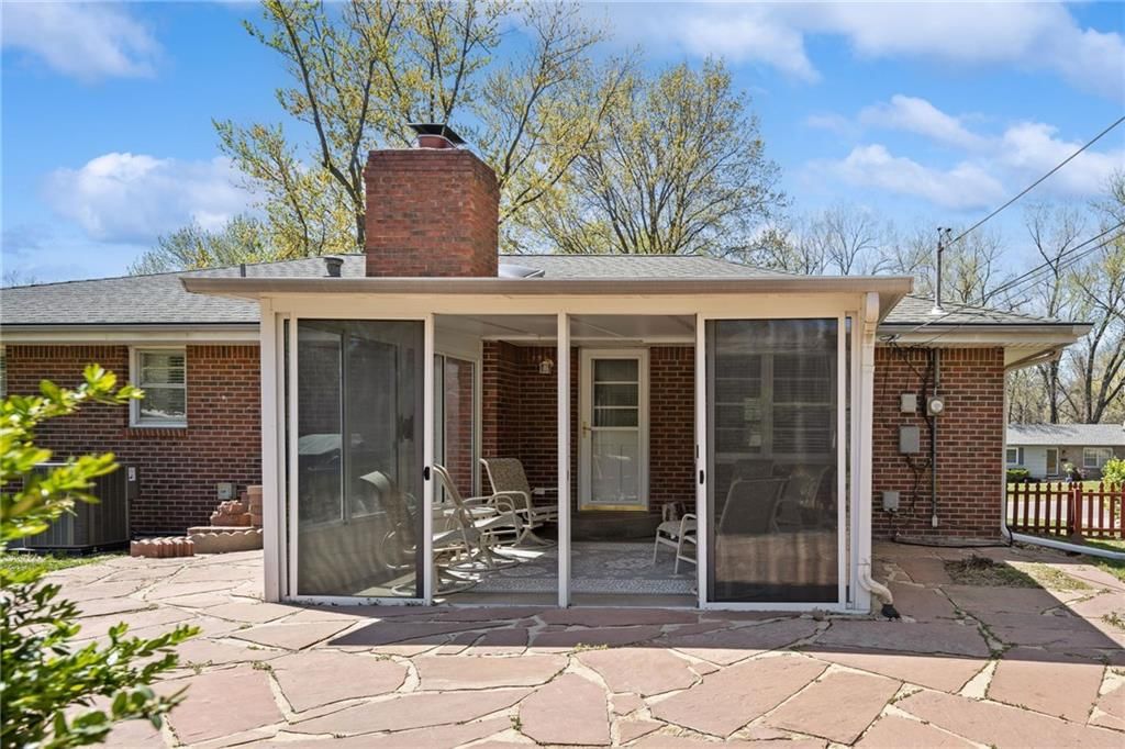 3613 N Park Avenue — photo 36