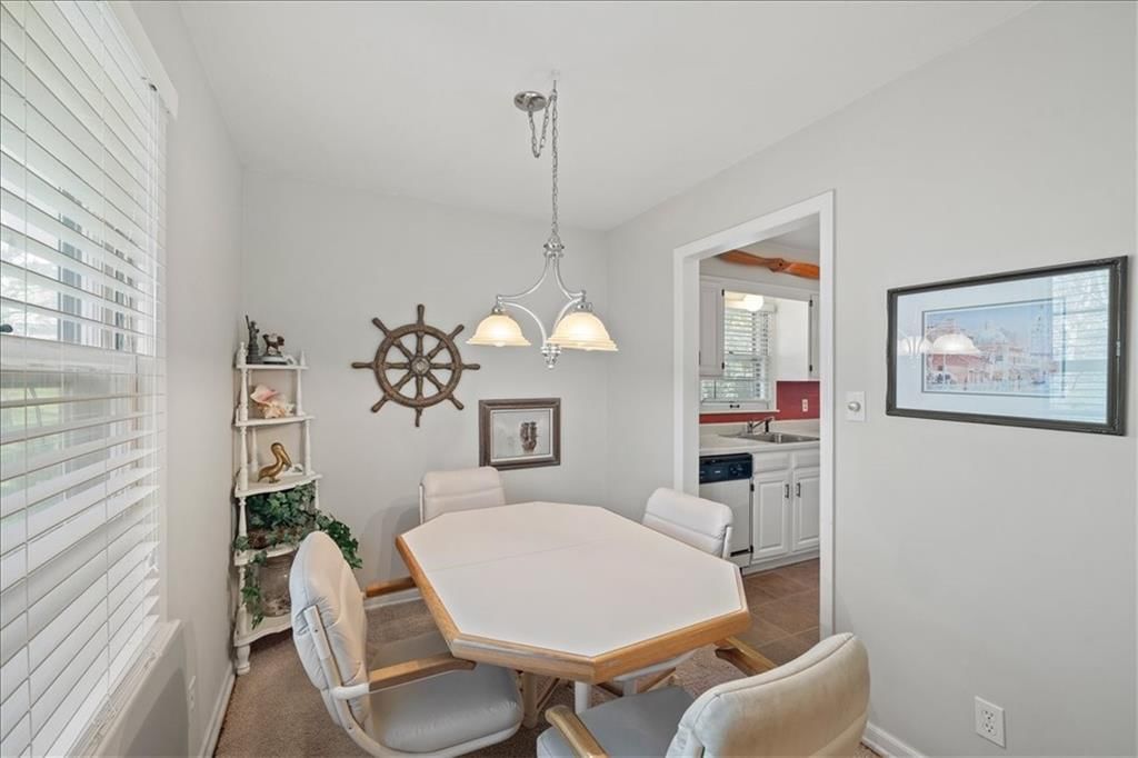 10310 W 73rd Street — photo 7