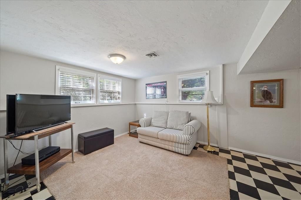 10310 W 73rd Street — photo 17