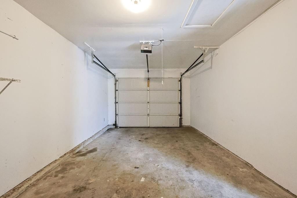 409 S Catalpa Street — photo 19