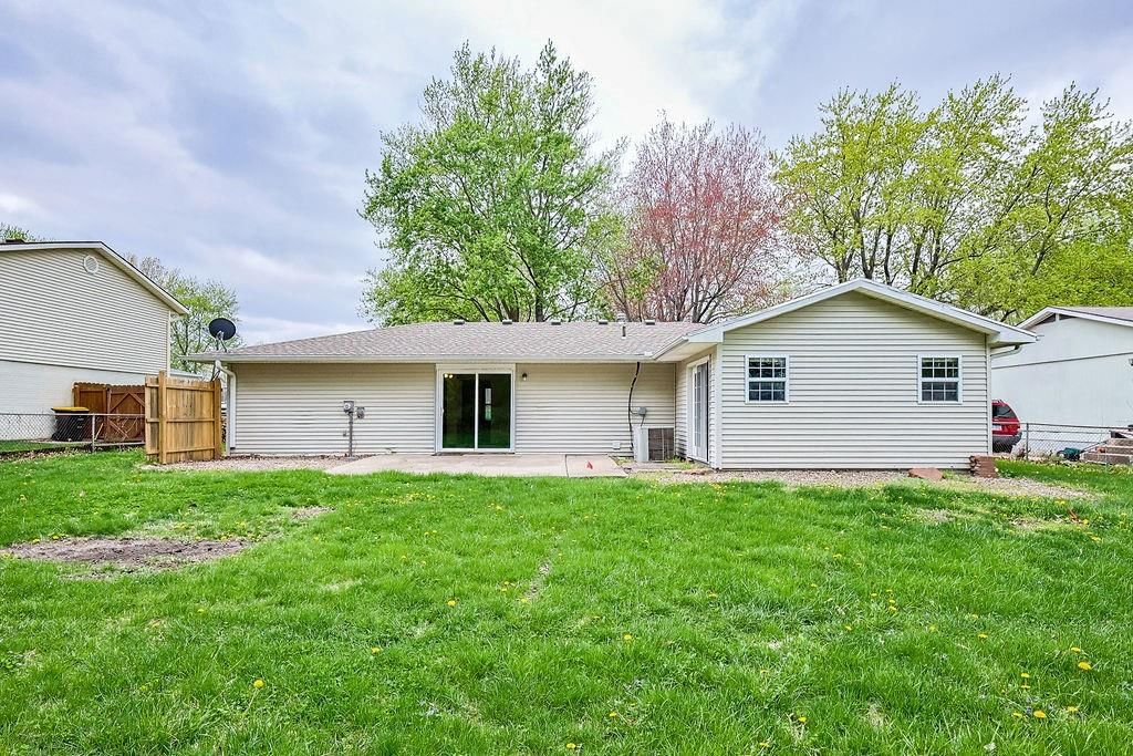 409 S Catalpa Street — photo 22