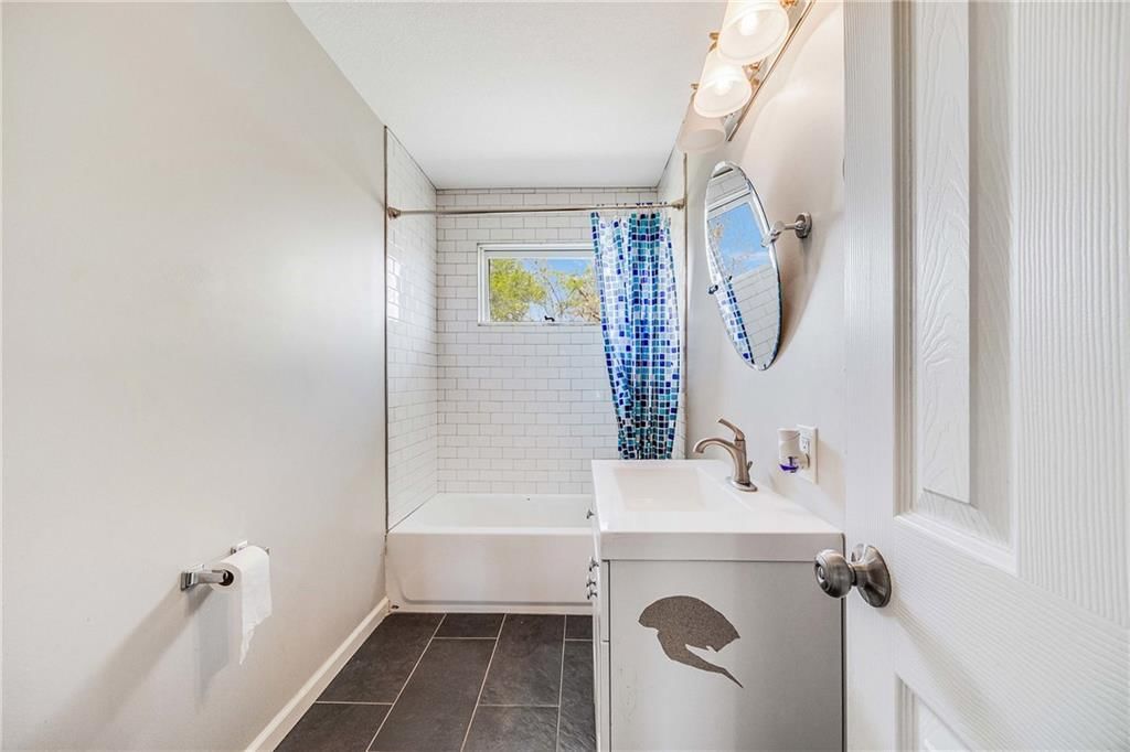 2109 S 9th Street — photo 10