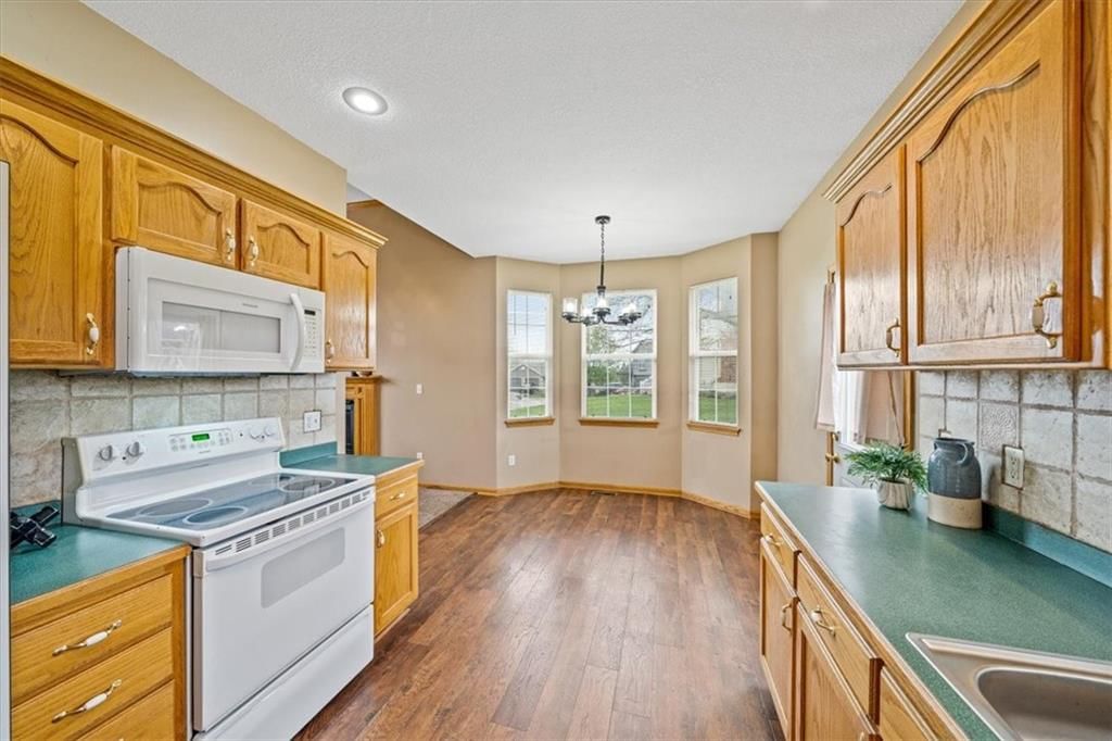 1404 NW Madison Court — photo 9