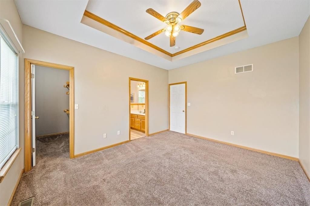 1404 NW Madison Court — photo 11