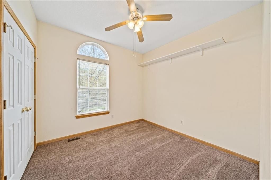 1404 NW Madison Court — photo 14
