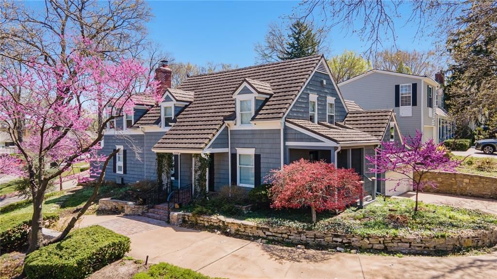 Photo 1 of 46 - 5528 Suwanee Road