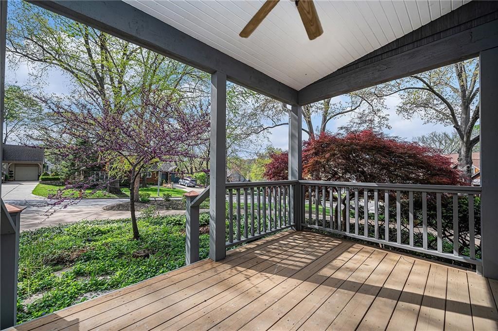 Photo 34 of 46 - 5528 Suwanee Road