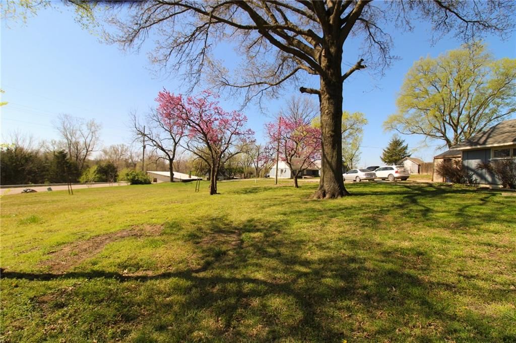 25388 Chieftain Road — photo 8