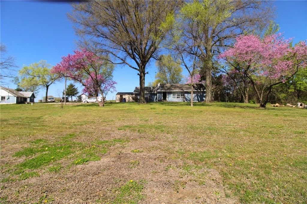 25388 Chieftain Road — photo 37