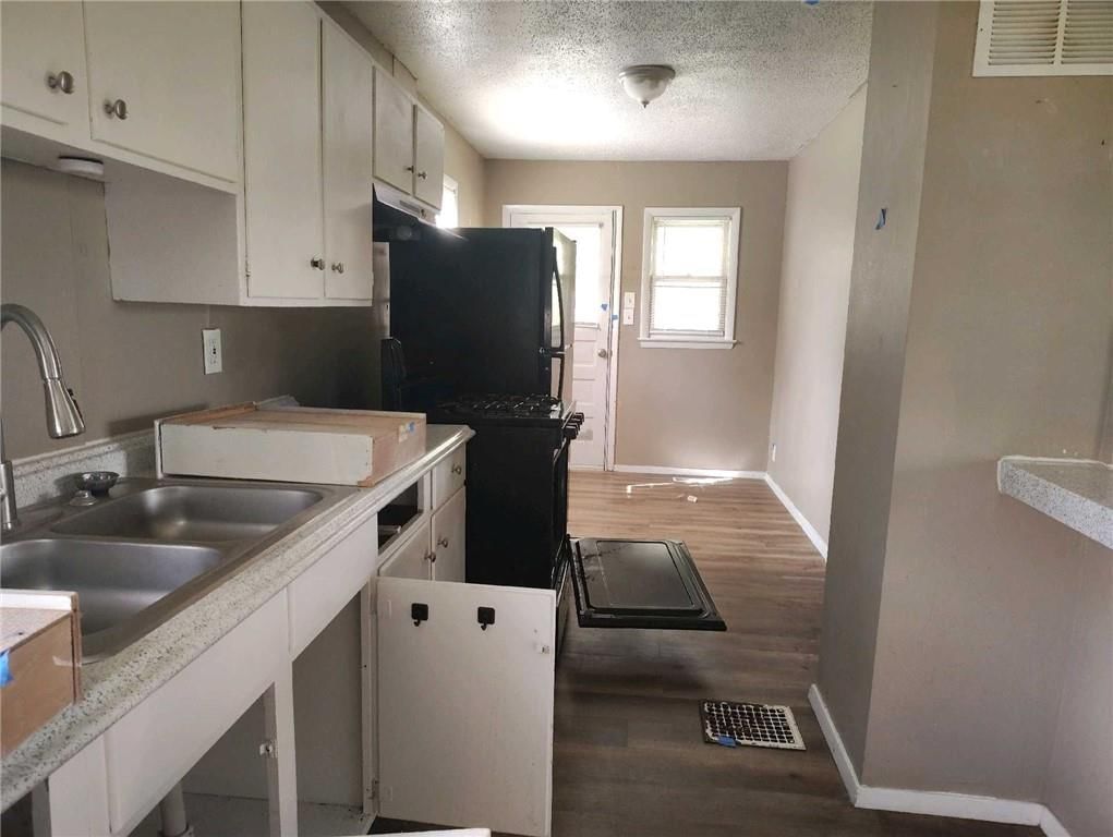 10816 E 27th Street — photo 12