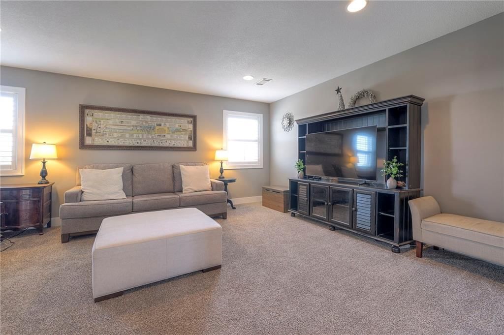 9102 W 177 Terrace — photo 36