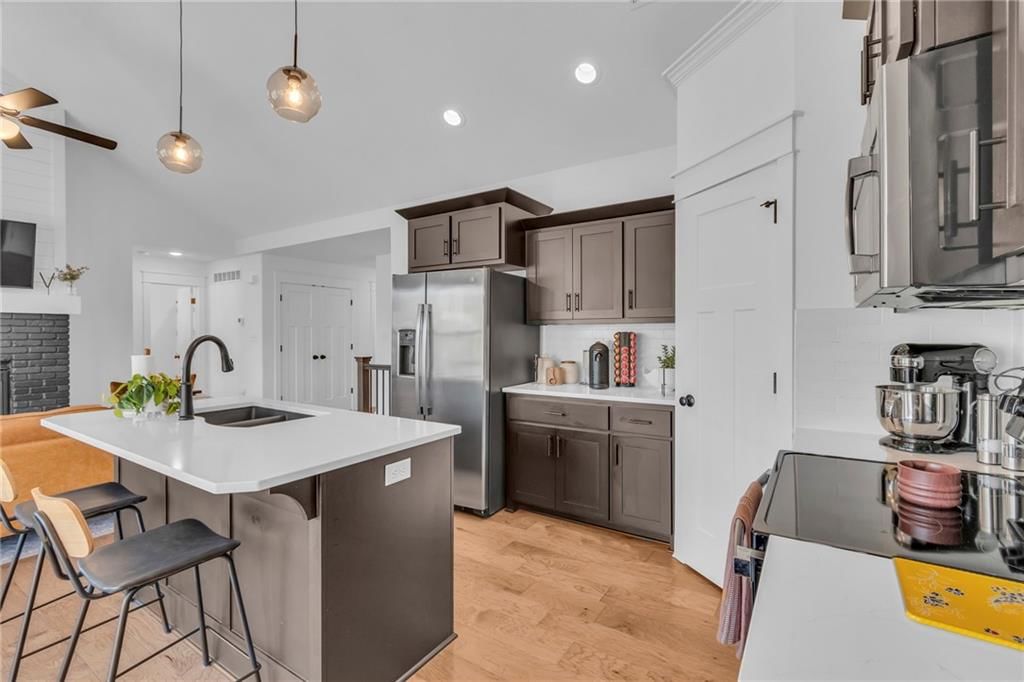 204 Lake Avenue — photo 13