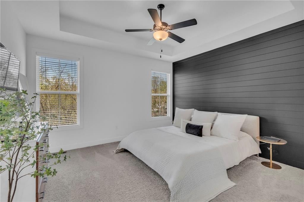 204 Lake Avenue — photo 15