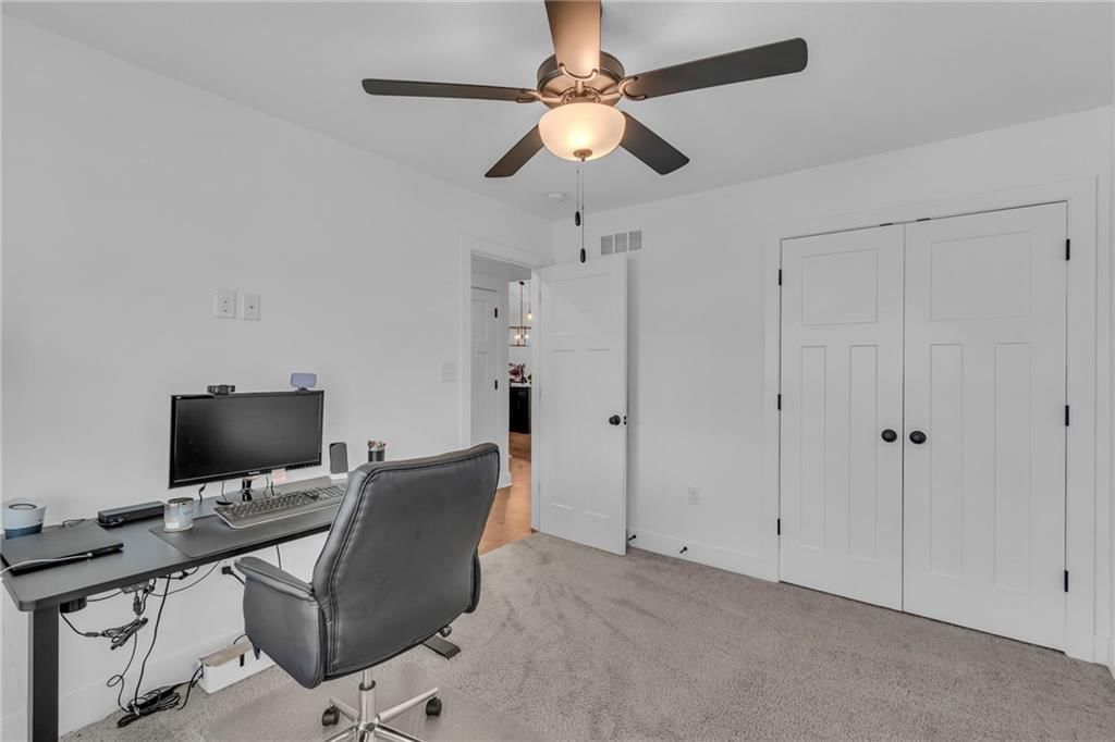 204 Lake Avenue — photo 20