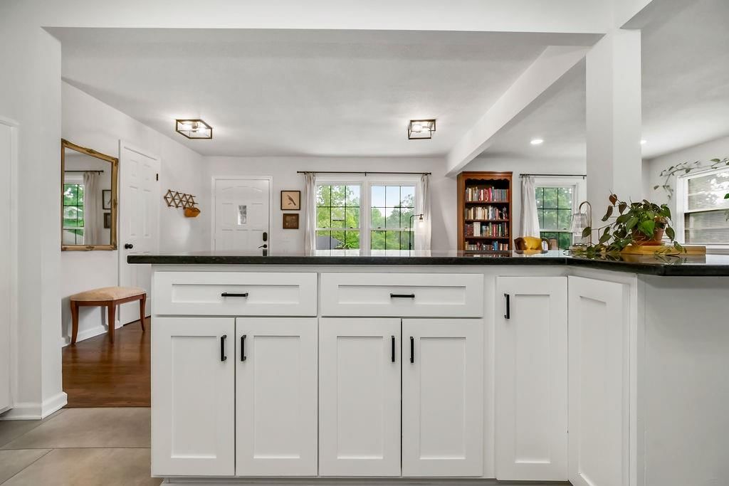 416 NE Carriage Street — photo 13