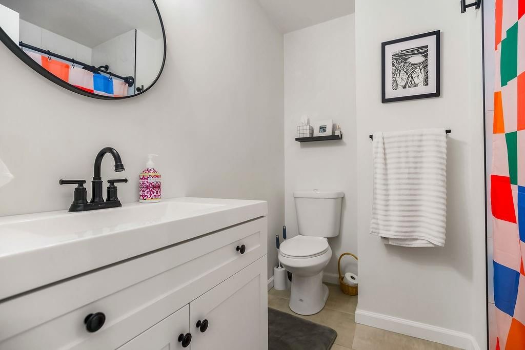 416 NE Carriage Street — photo 23