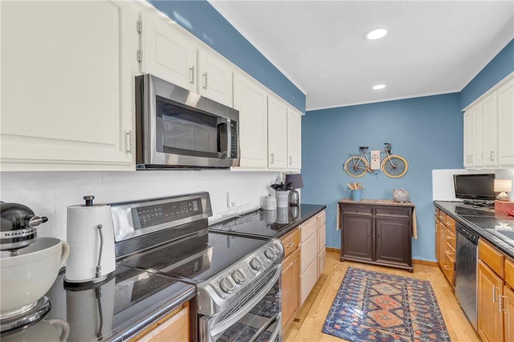 7206 REEDS Road — photo 11