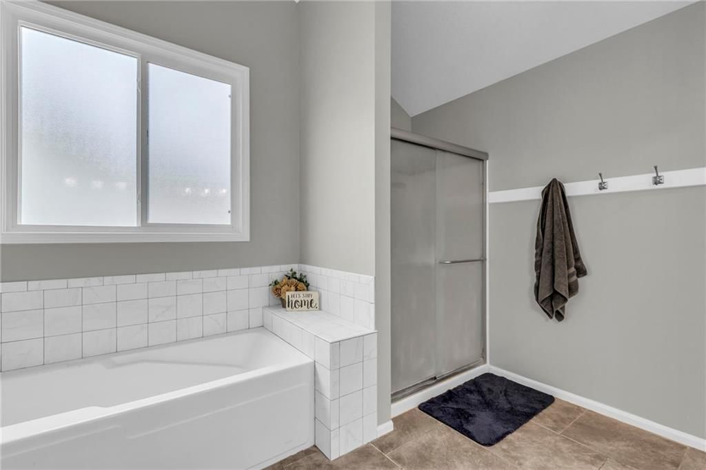 1033 N CLINTON Street — photo 23